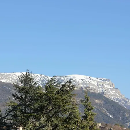 Logis & Restaurant Le Carnot 2*