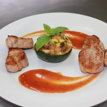 Logis & Restaurant Le Carnot Die