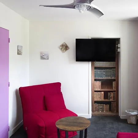 Logis & Restaurant Le Carnot Hotel