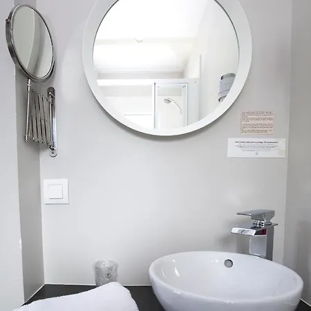 Logis & Restaurant Le Carnot Hotel 2*