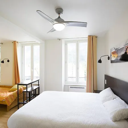 Hotel Logis & Restaurant Le Carnot Die