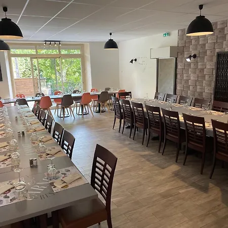 Logis & Restaurant Le Carnot Die